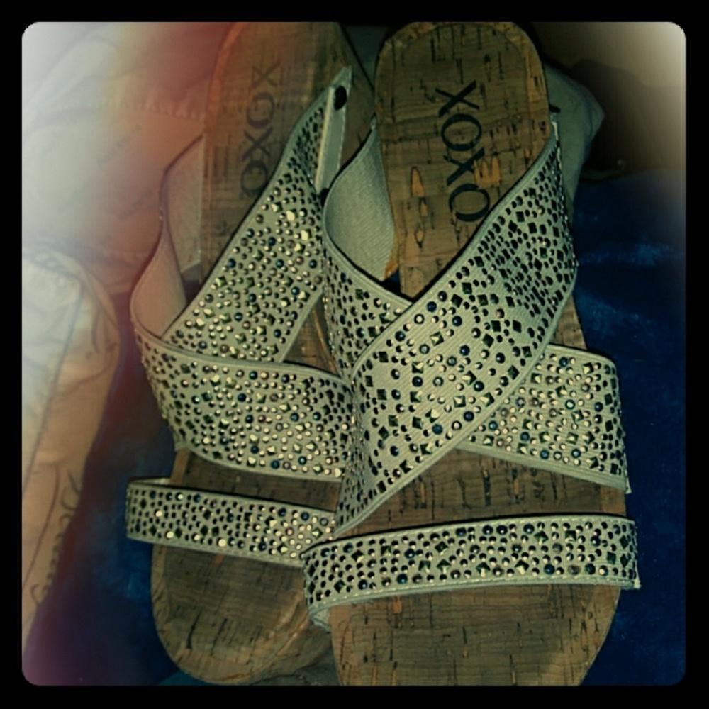 XOXO Wedges
